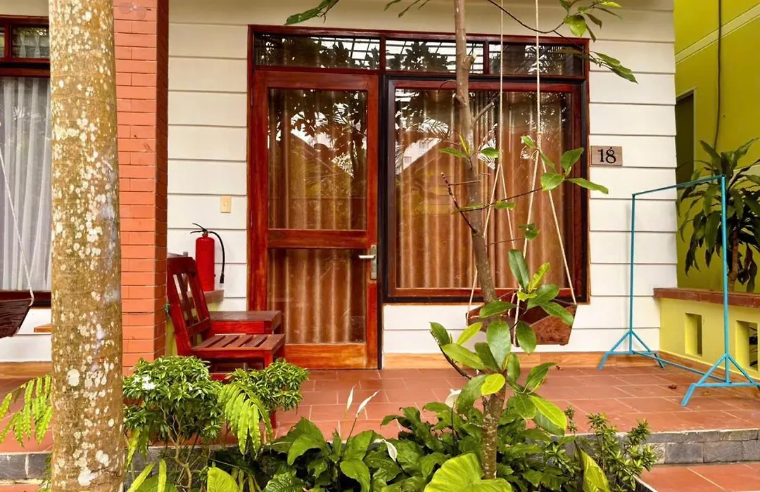 Mai Binh Phuong Bungalow-1
