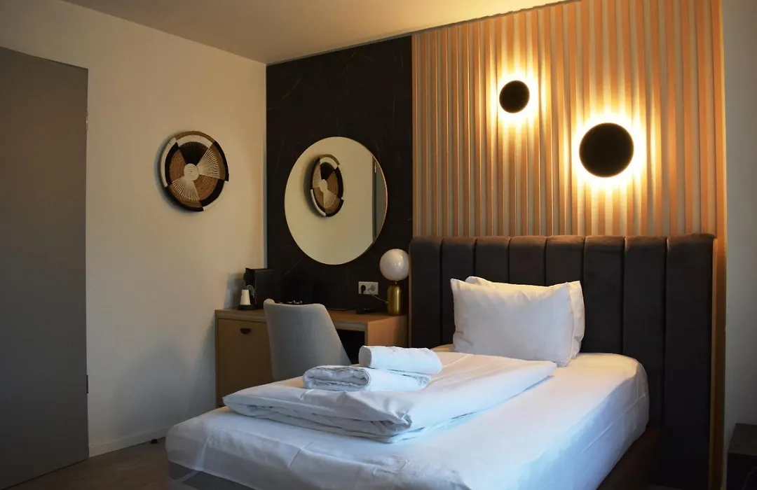 Akropolis Hotel-1