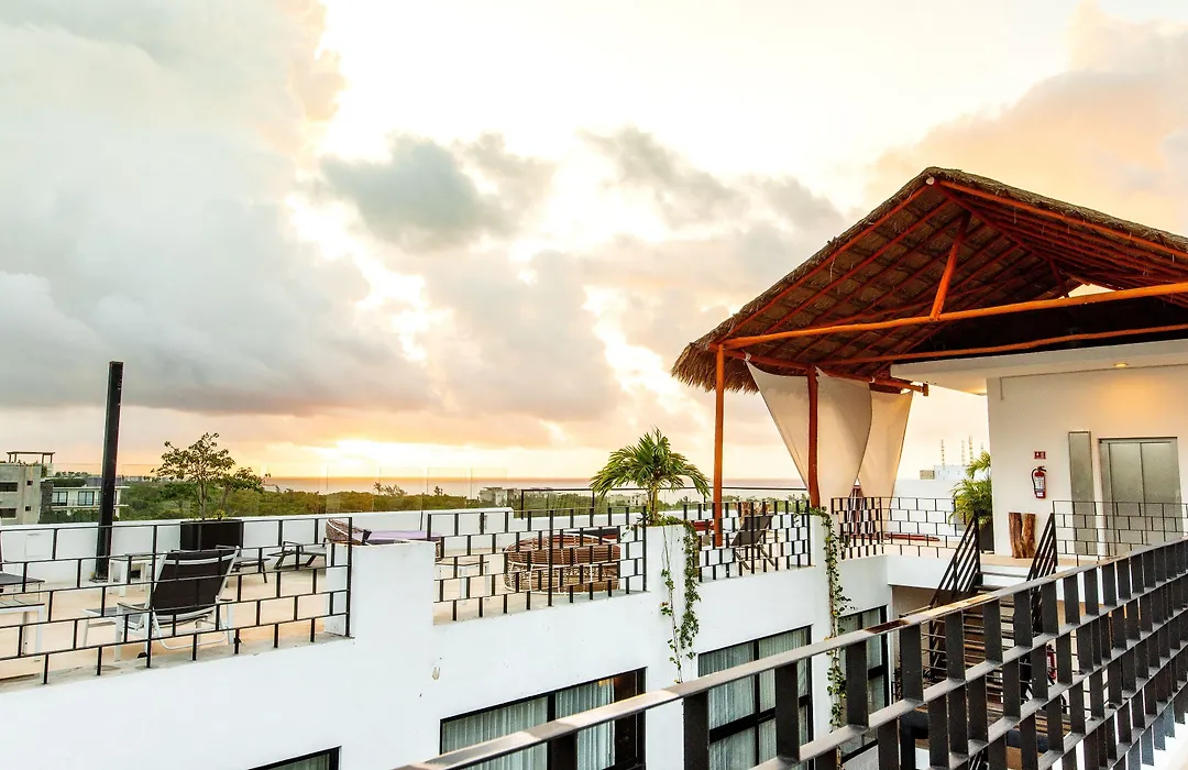 Sunday Hotel 52 At Playa Del Carmen-1