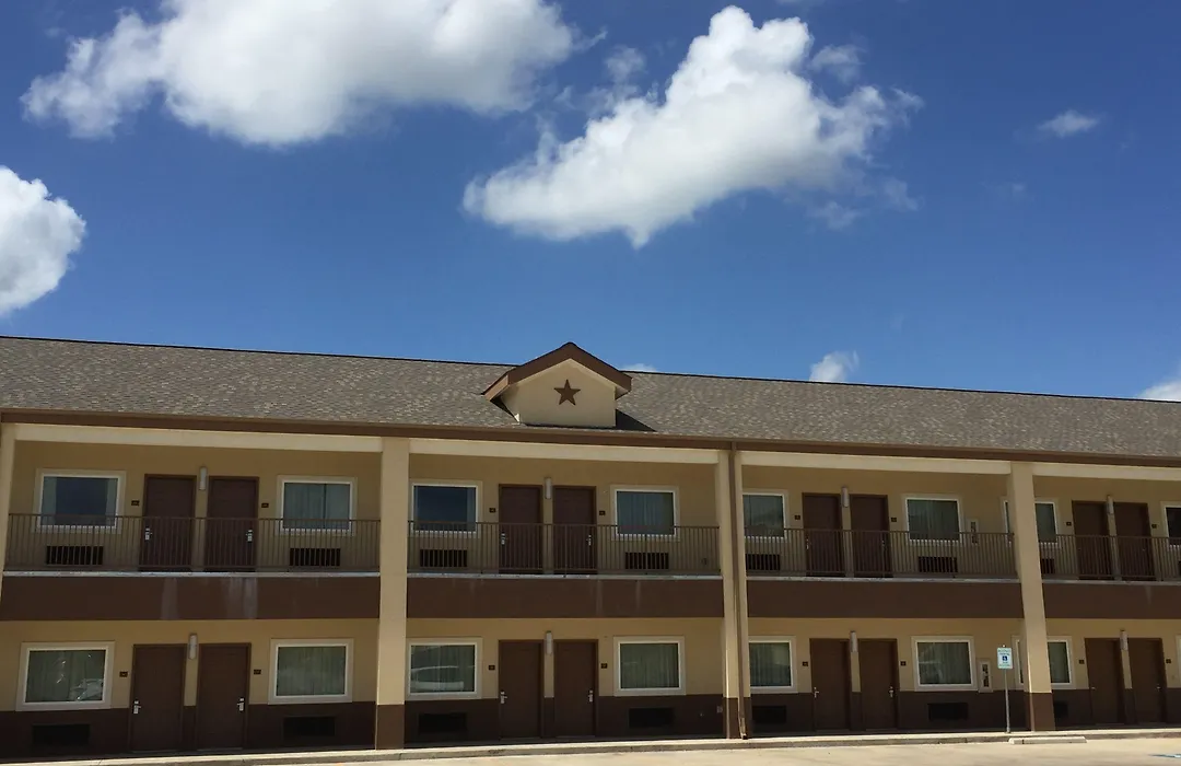 Express Inn-1