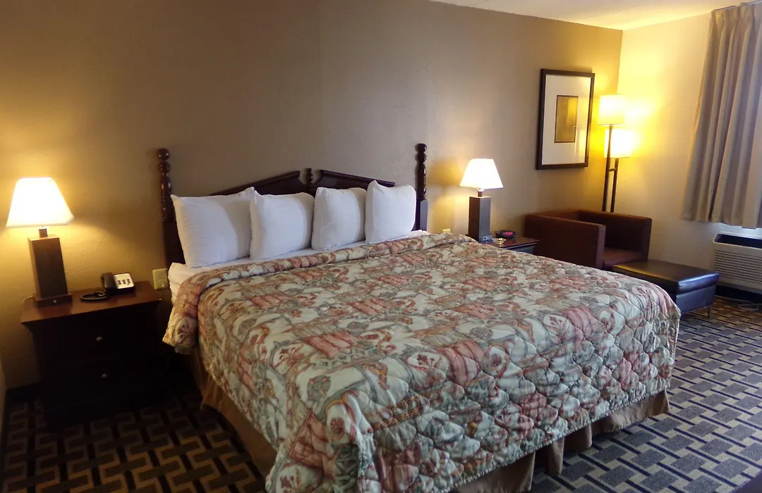 Regency Inn-1