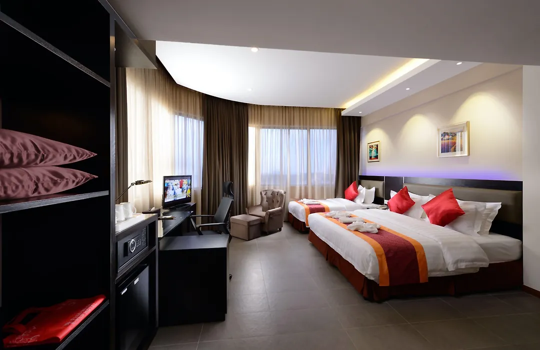 E-Red Hotel Kuantan-1