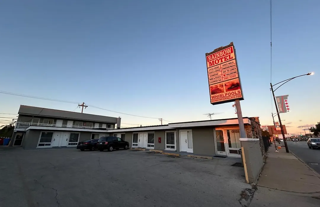 Rainbow Motel-1