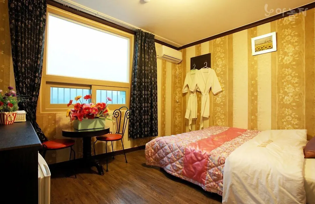 Saipan Motel With Sea View-1