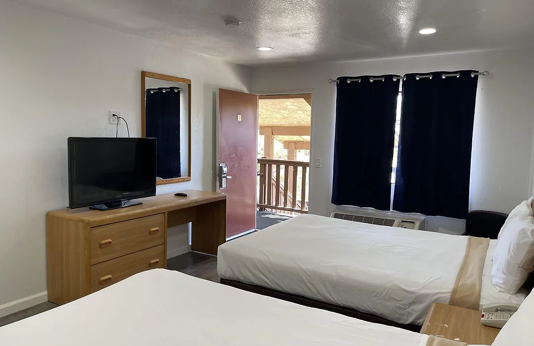 Palms Inn & Suites-1