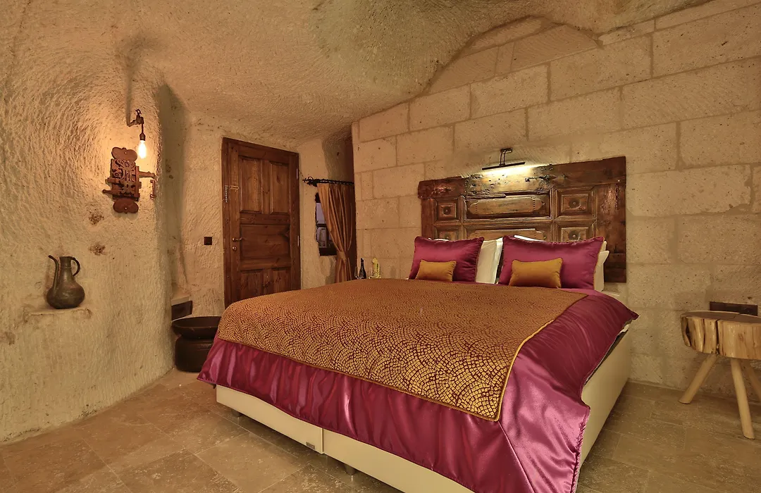 The Owl Cave Hotel-1