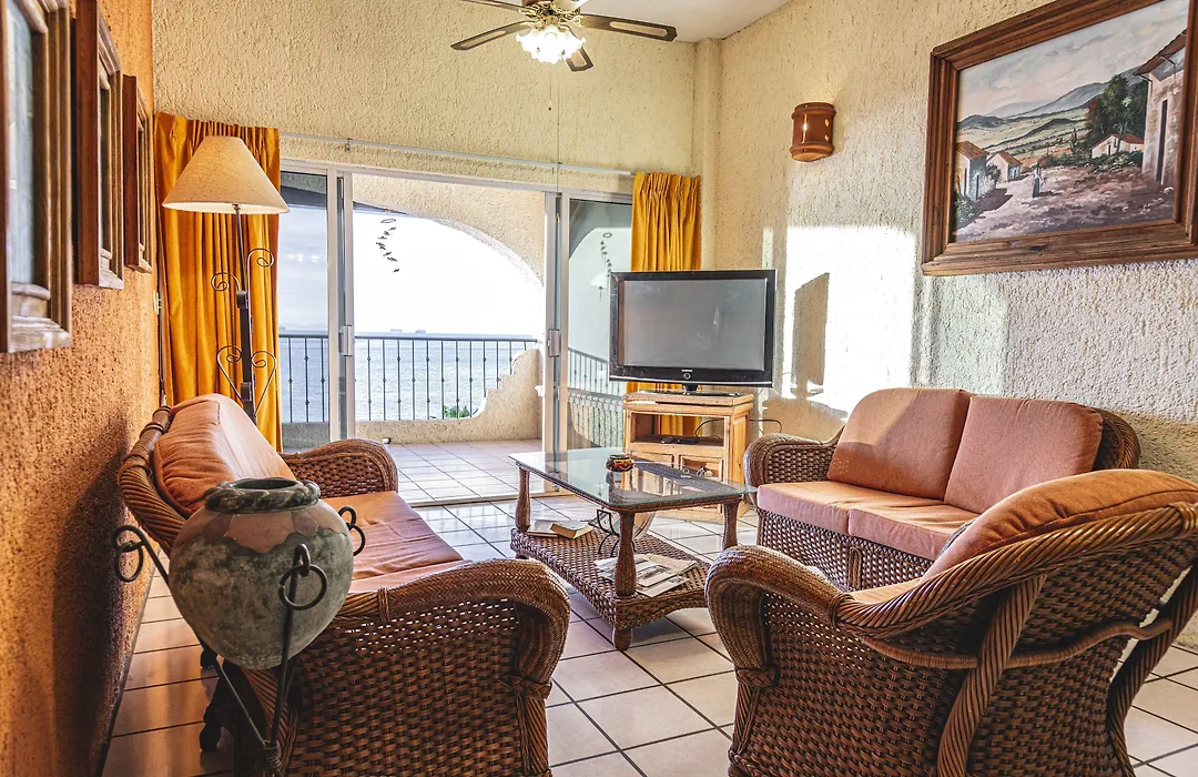 Las Gaviotas Condo-Hotel La Paz Bcs-1