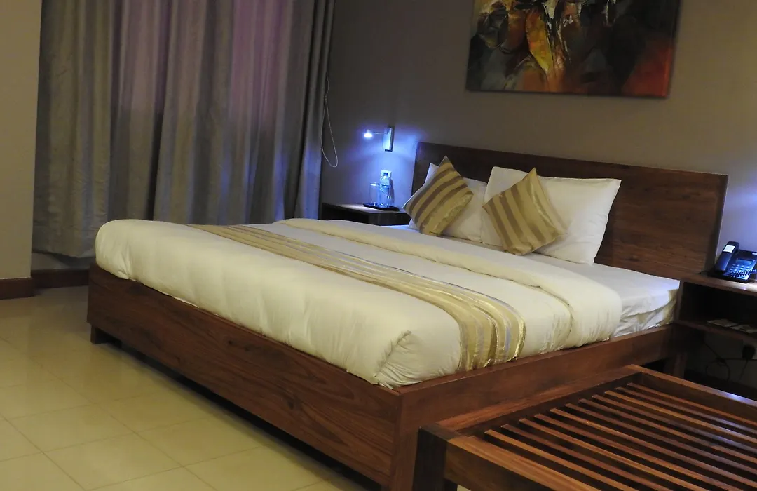Venus Premier Hotel-1