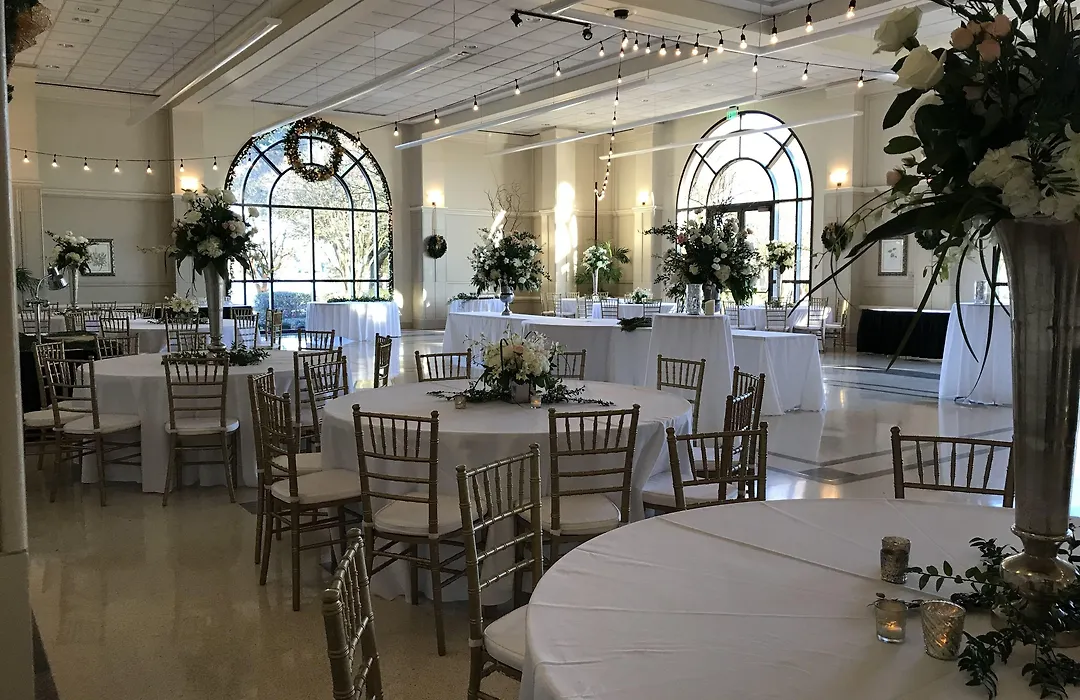 The Cook Hotel And Conference Center At Lsu-1