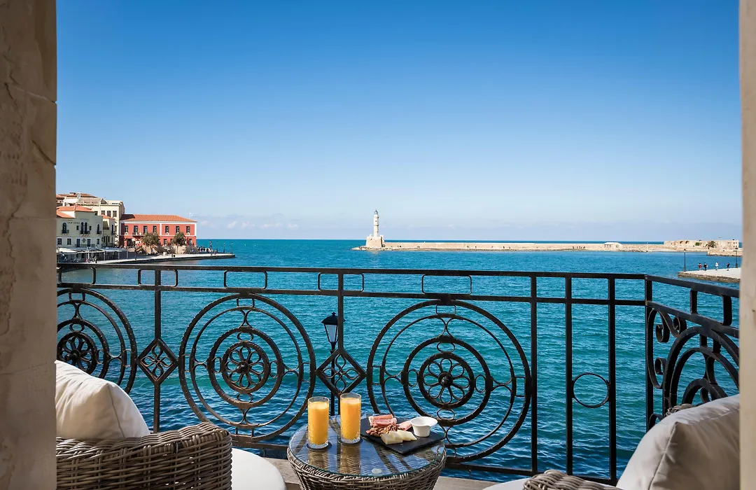 Vranas Residenza Signature Suites-1