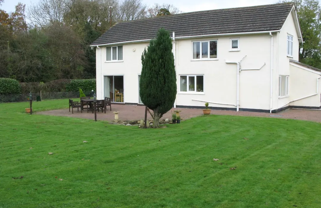 Broadwell Guest House-1