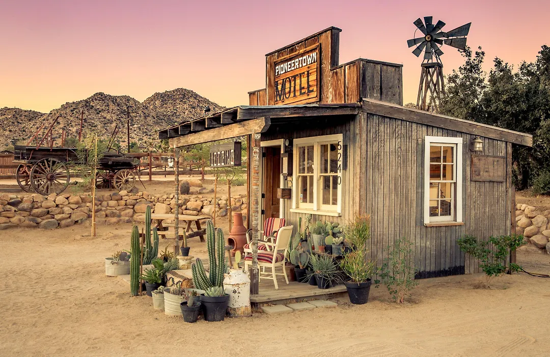 Pioneertown Motel-1