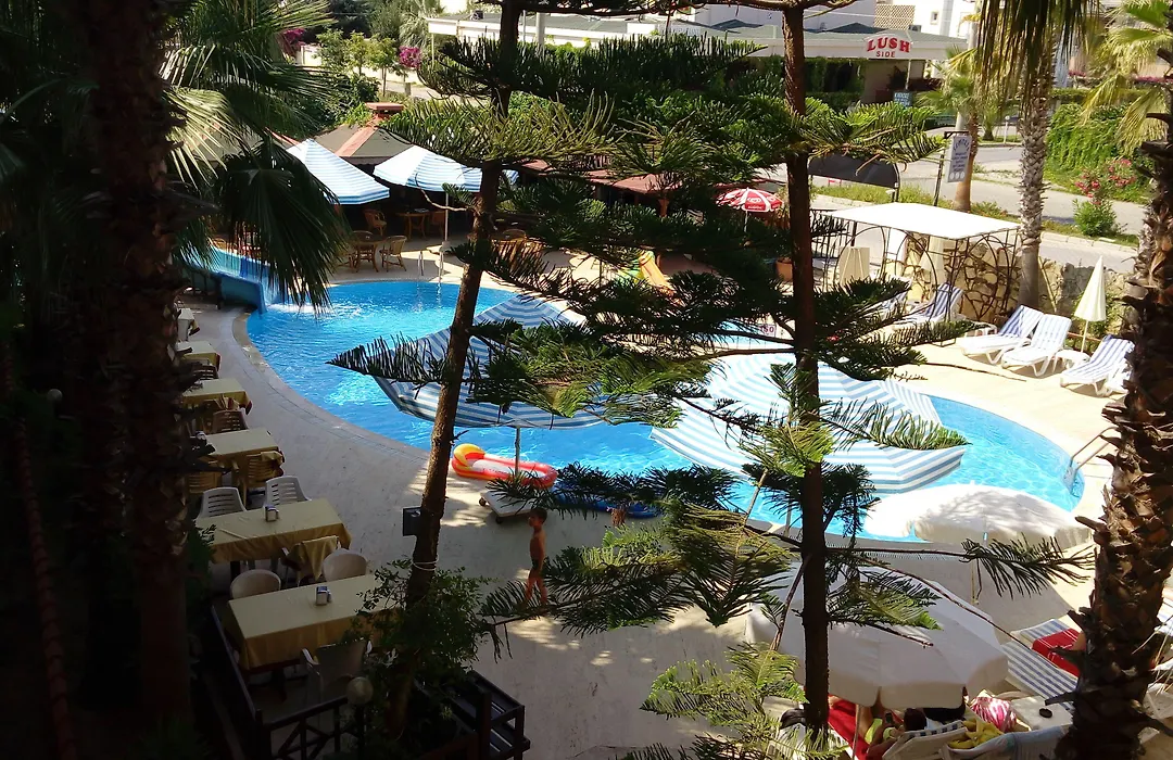 Semoris Hotel-1