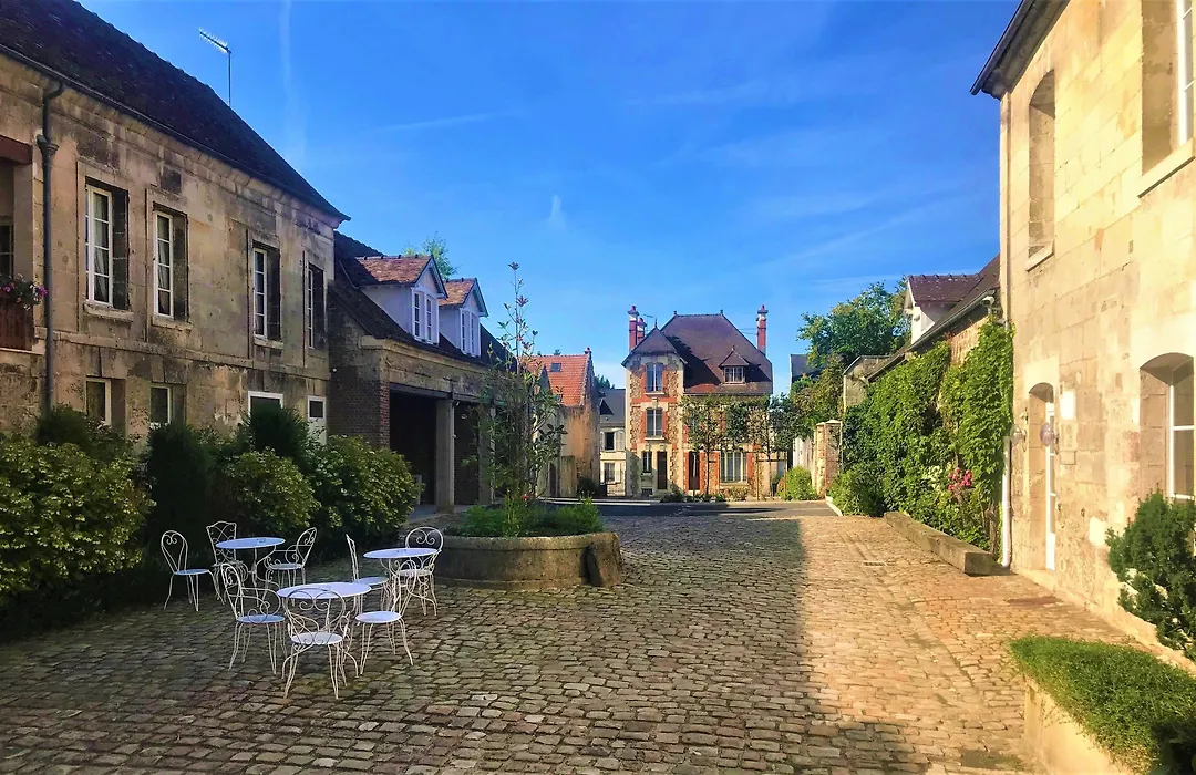 Hotel Le Regent-1