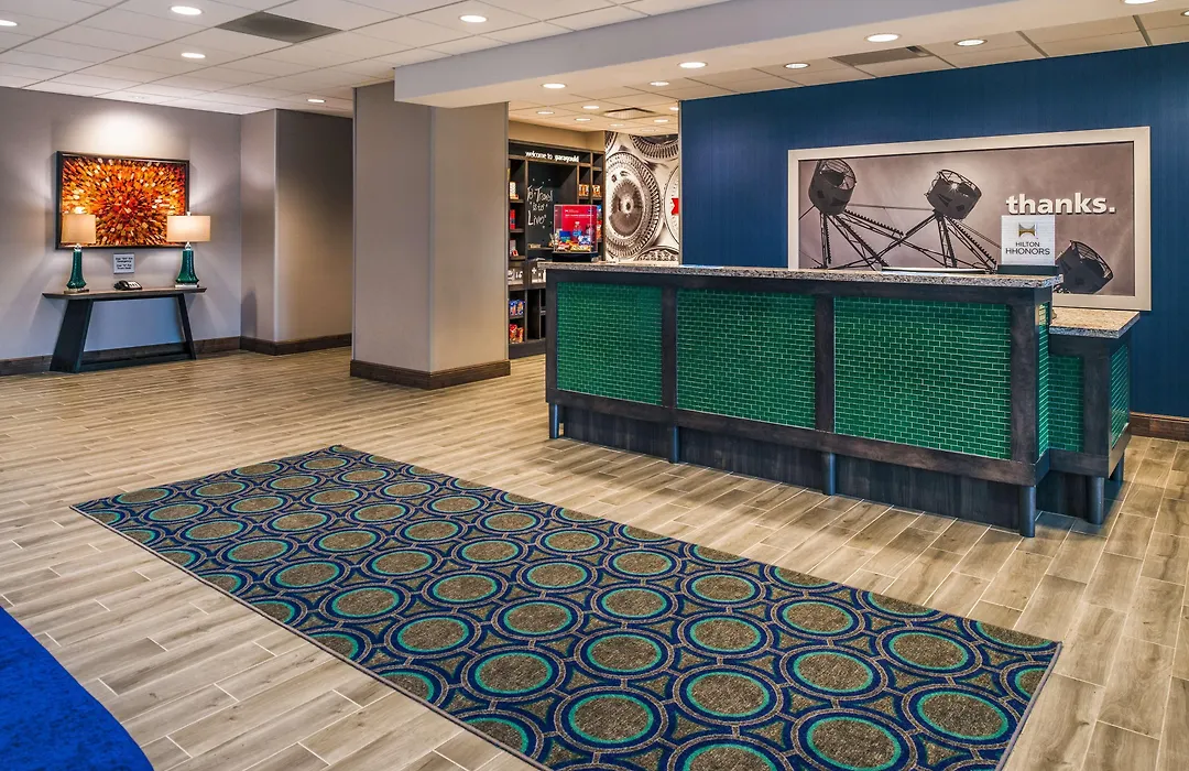 Hampton Inn - Paragould-1