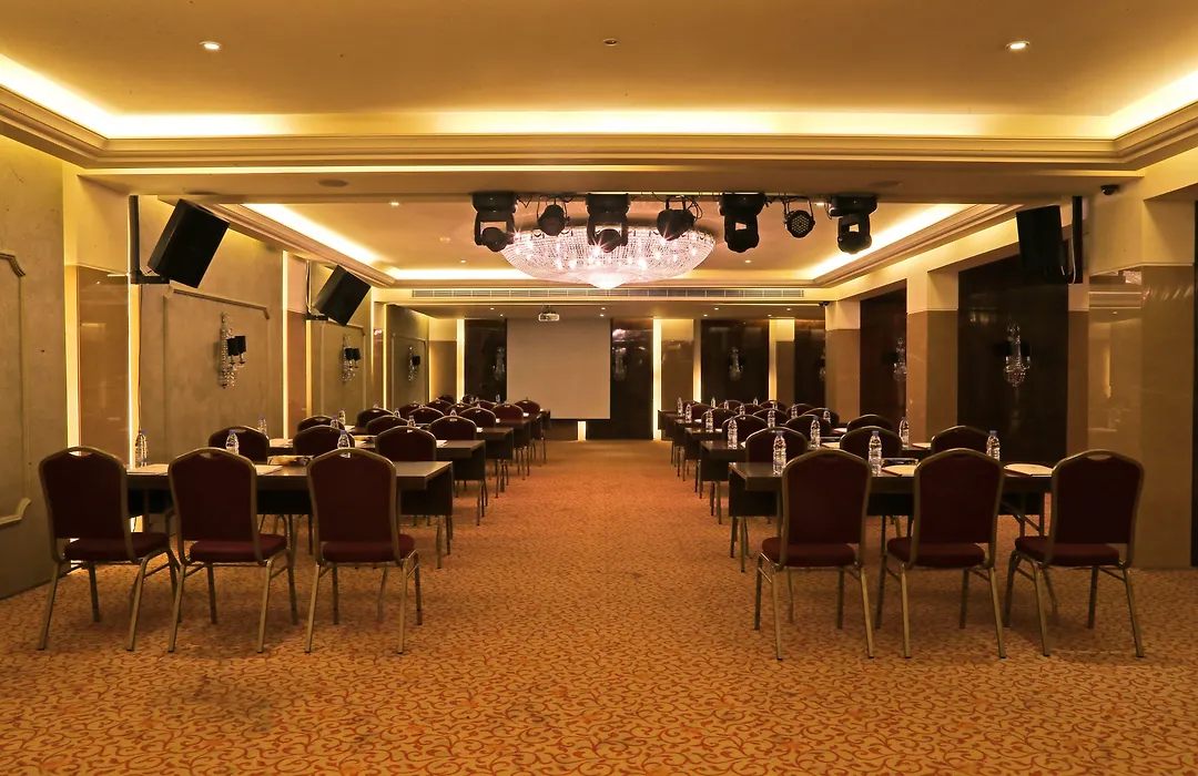 Lancaster Suites Raouche-1