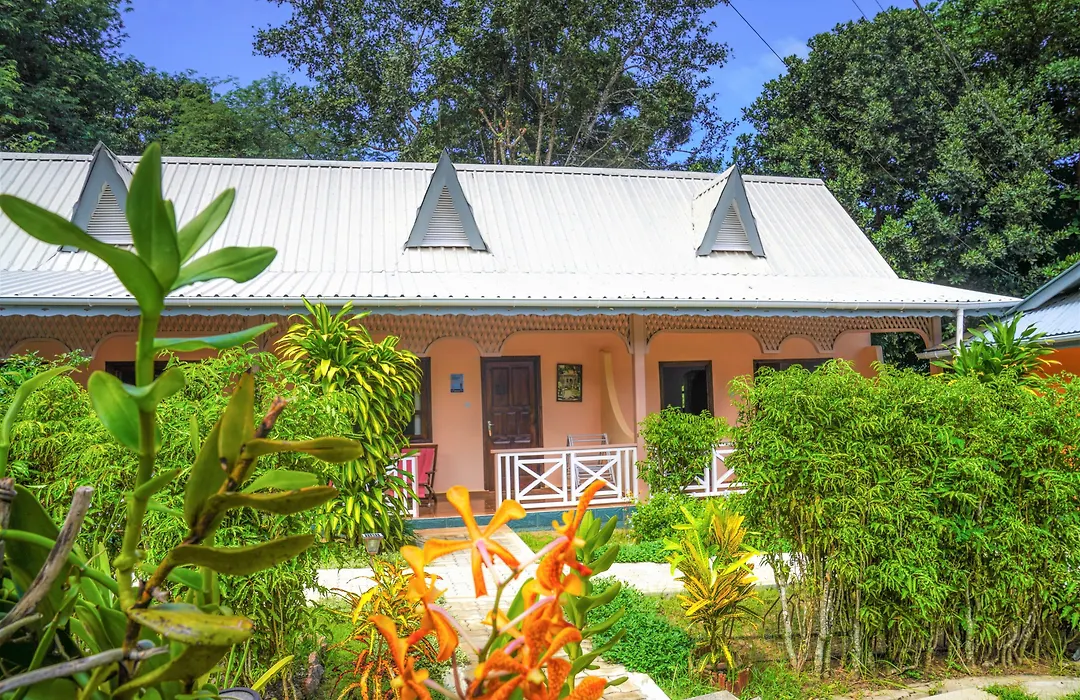 Bernique Guesthouse-1