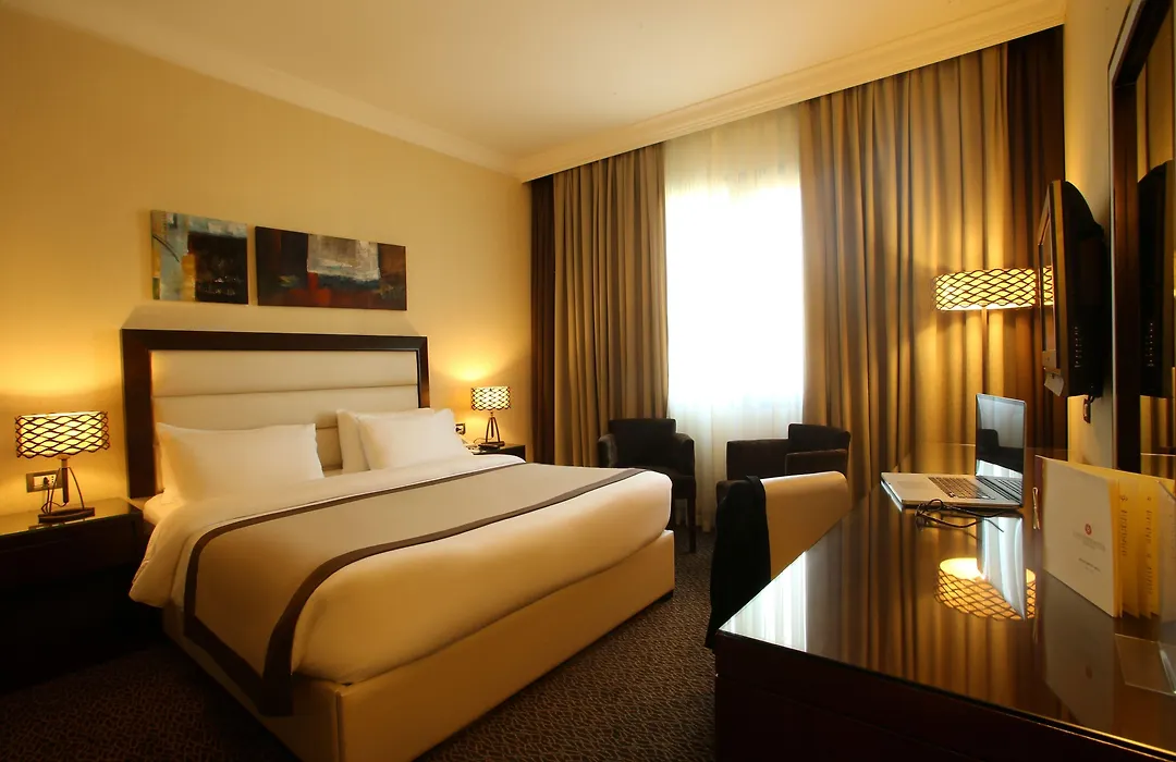 Lancaster Raouche Hotel-1
