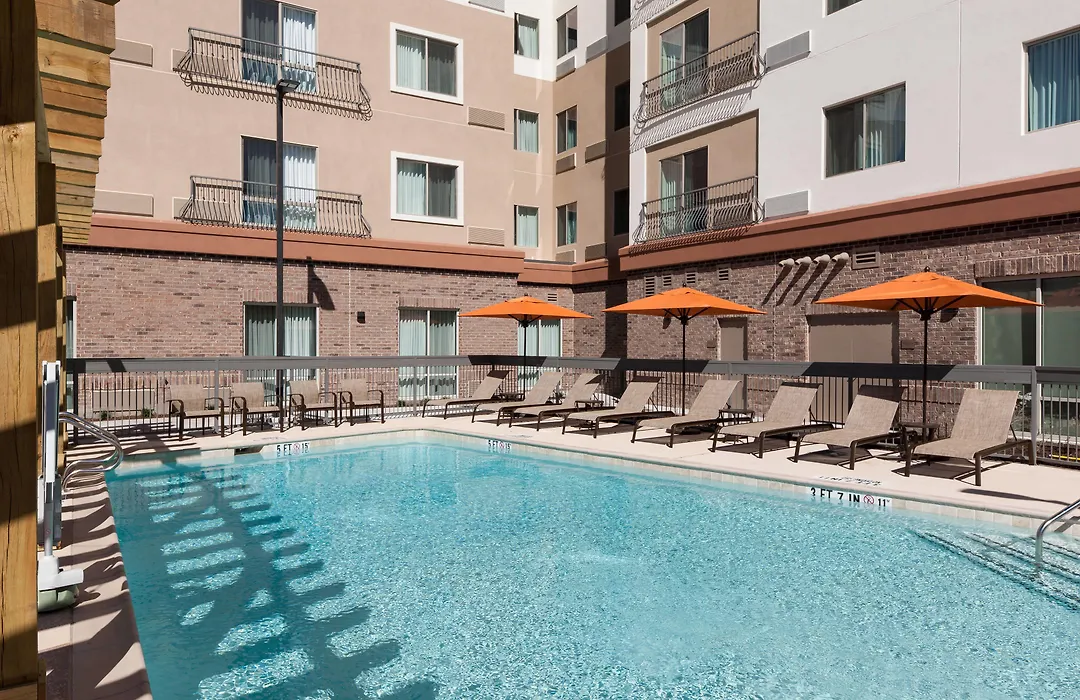 Courtyard By Marriott Fort Worth Historic Stockyards-1