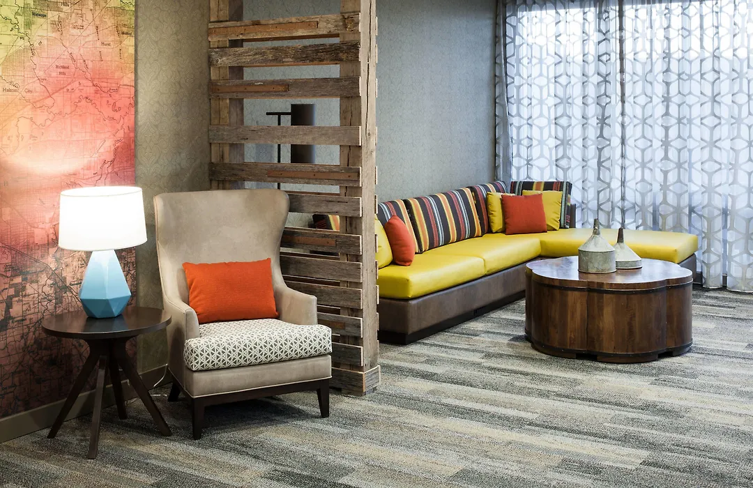 Courtyard By Marriott Fort Worth Historic Stockyards-1