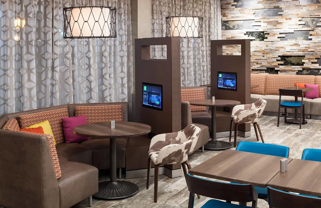 Courtyard By Marriott Fort Worth Historic Stockyards-1