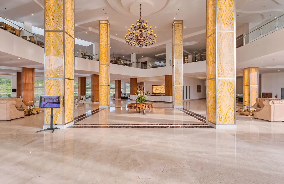 Le Eminence Puncak Hotel Convention & Resort-1