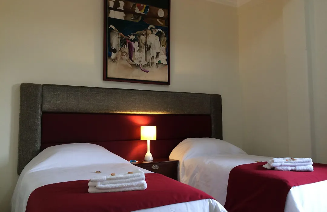 Larq'A Park Rooms-1