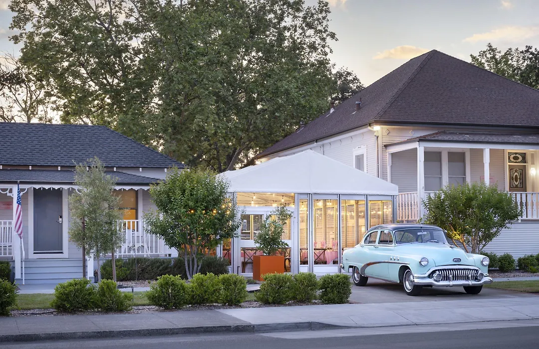 Dr Wilkinsons Backyard Resort And Mineral Springs A Member Of Design Hotels-1