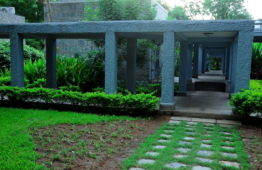 Kstdc Hotel Mayura Bhuvaneshwari Kamalapur-1