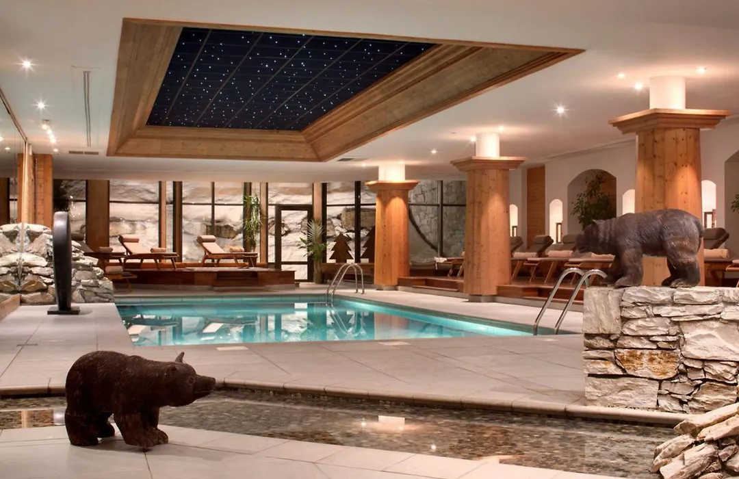 Hotel Les Barmes De L'Ours-1