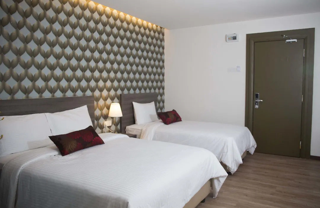 Qlassic Hotel-1