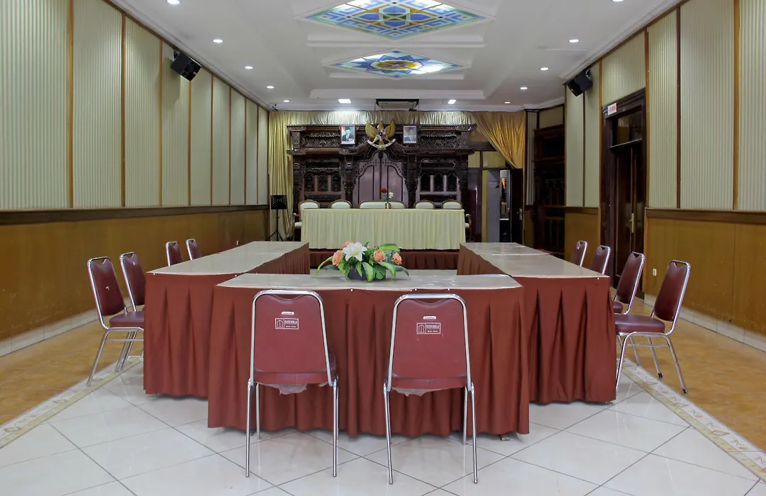 Hotel Lodaya Syariah Bandung RedPartner-1