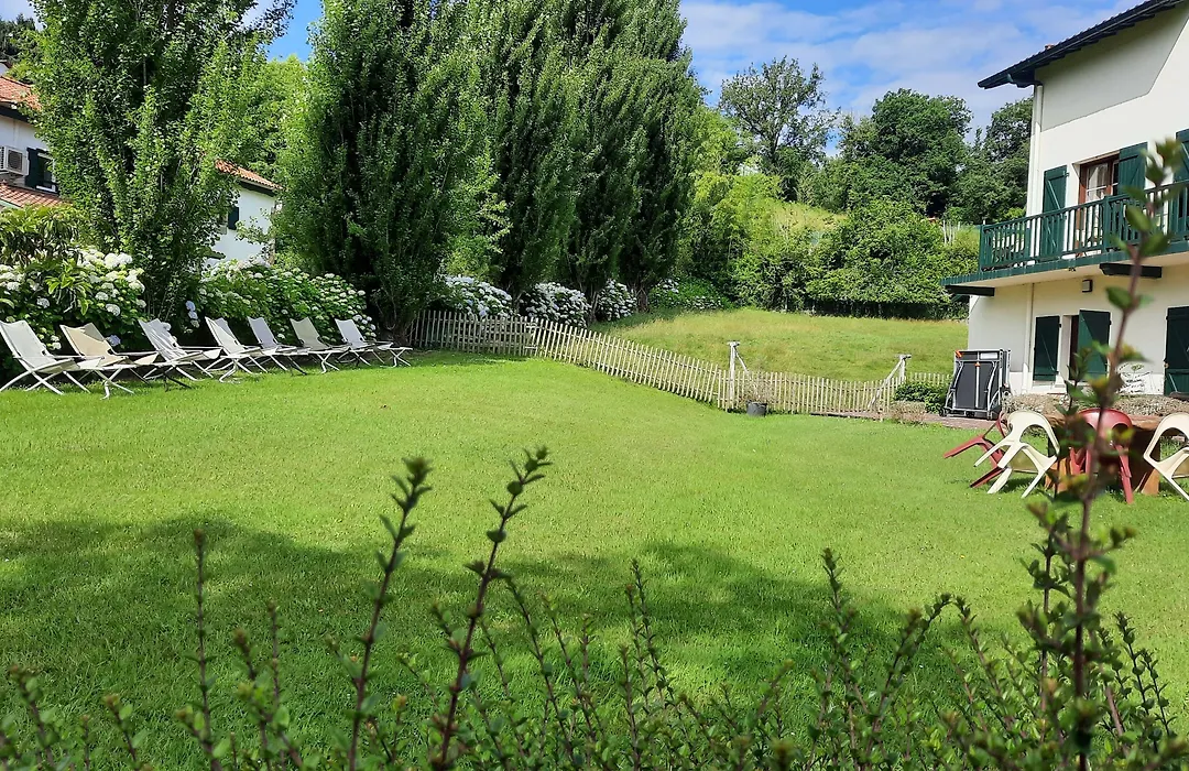 Hotel Mendionde-1