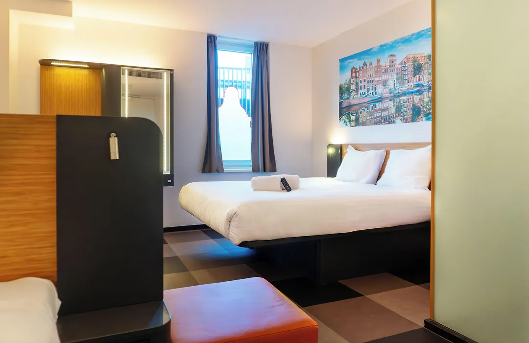 Easyhotel Amsterdam Arena Boulevard-1