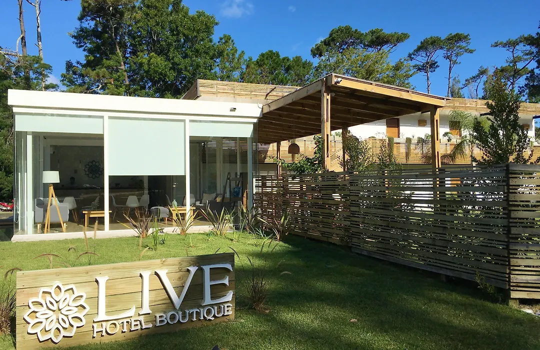 Live Hotel Boutique (Adults Only)-1