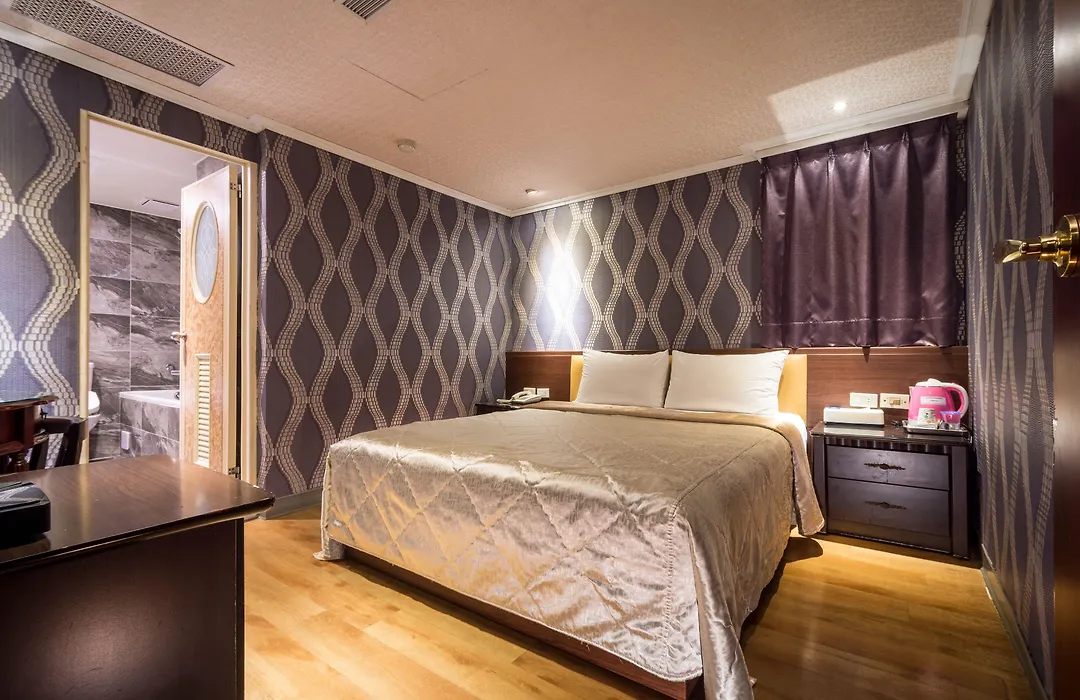Golden Home Hotel-1