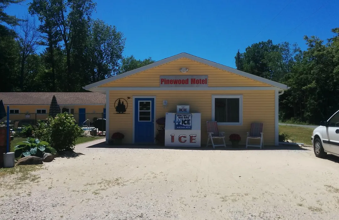 The Pinewood (Adults Only)-1