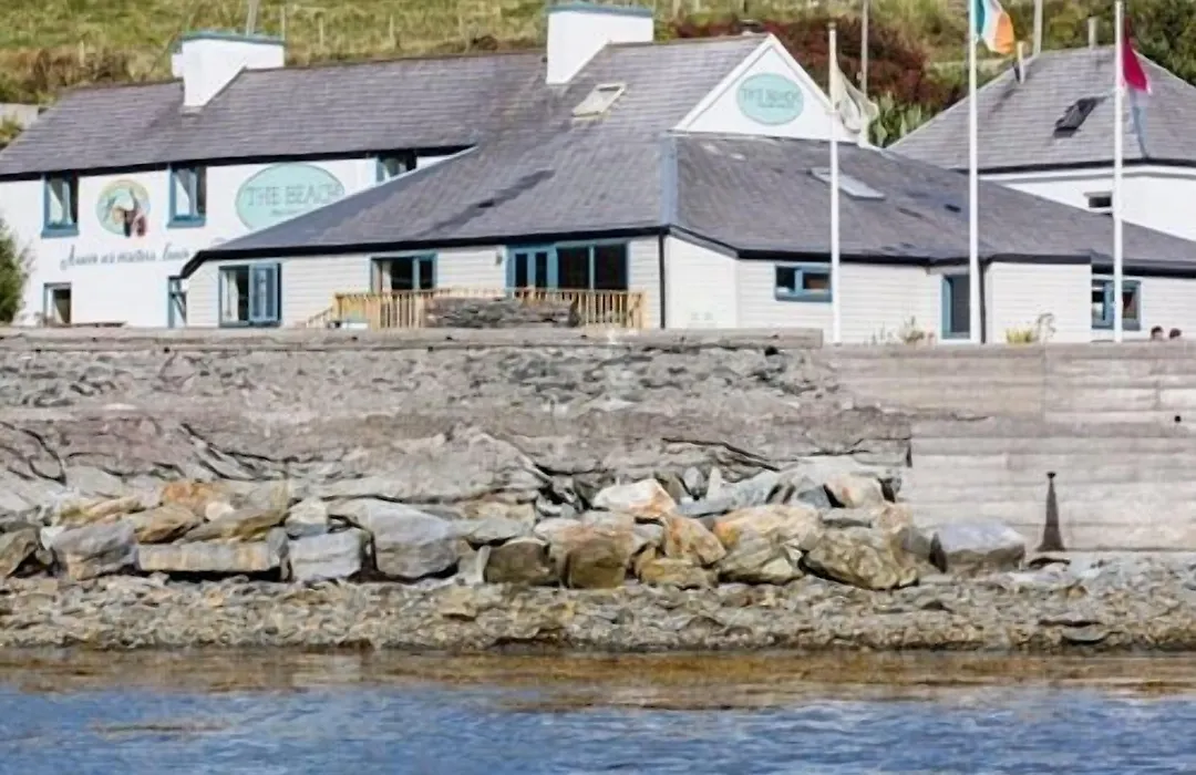 The Beach Day'S Bar & B&B-1
