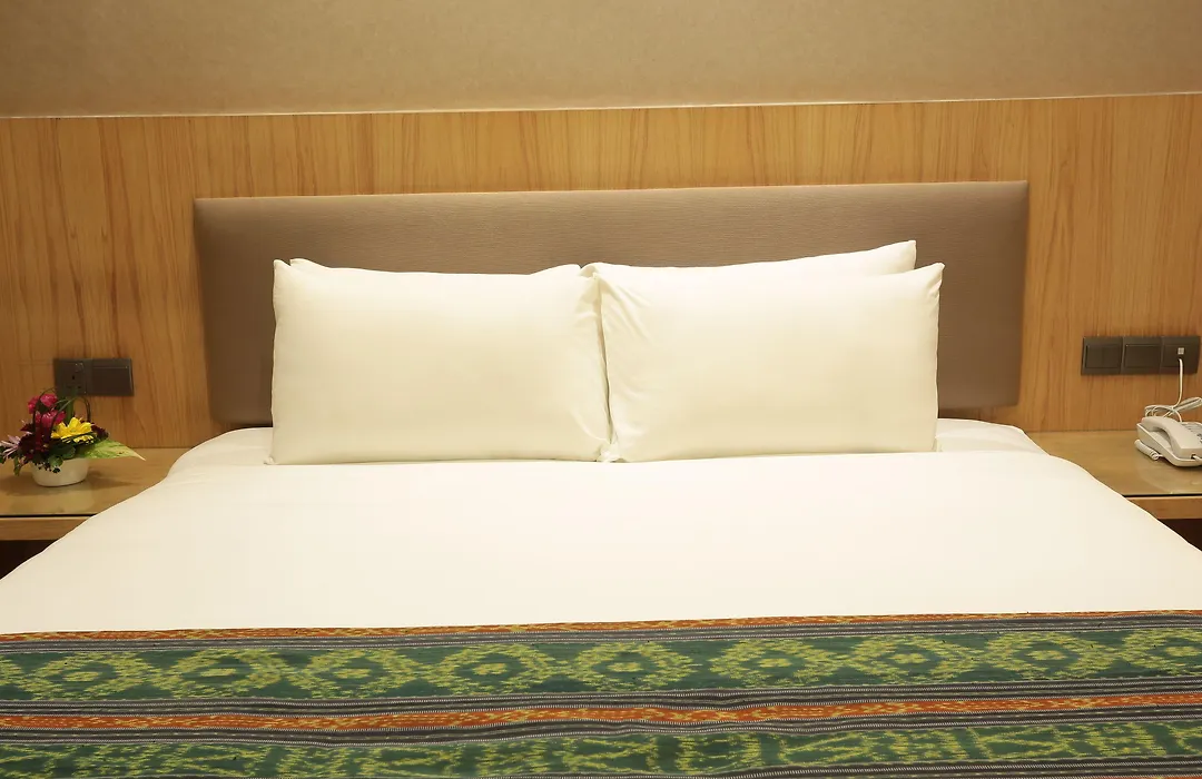 Imperial Riverbank Hotel Kuching-1
