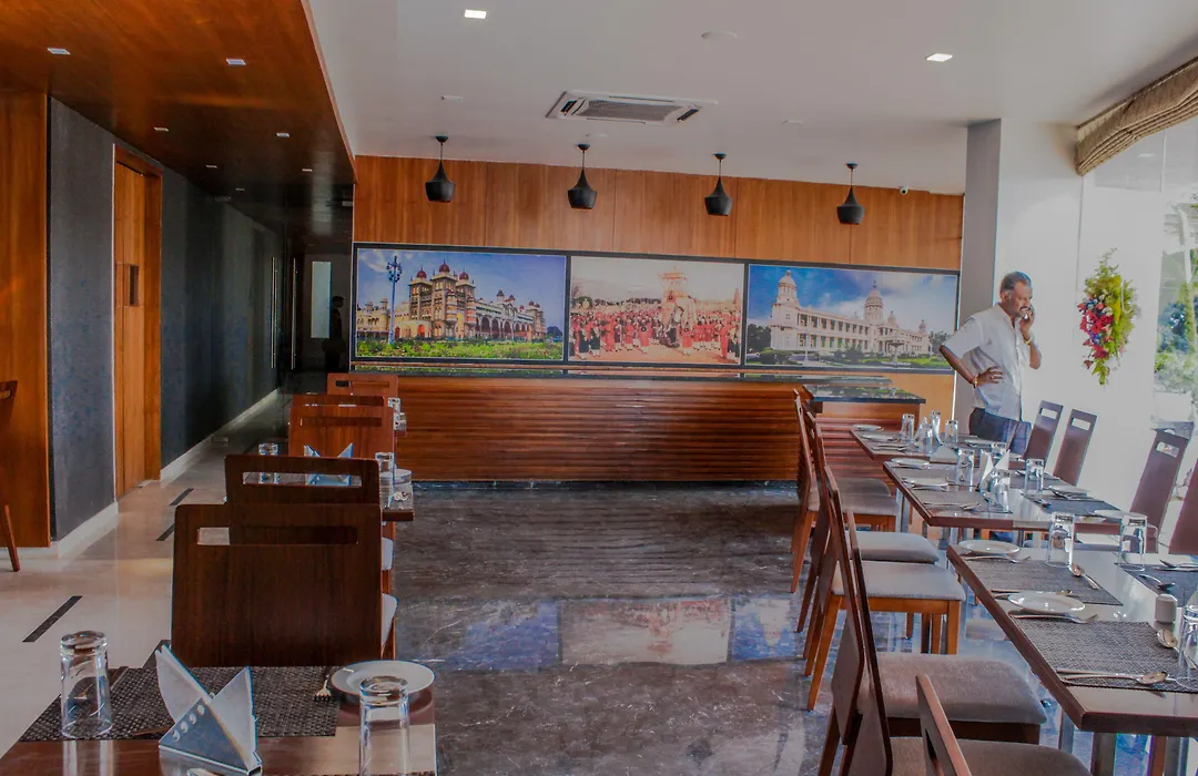 Shivas Gateway Airport Road-1