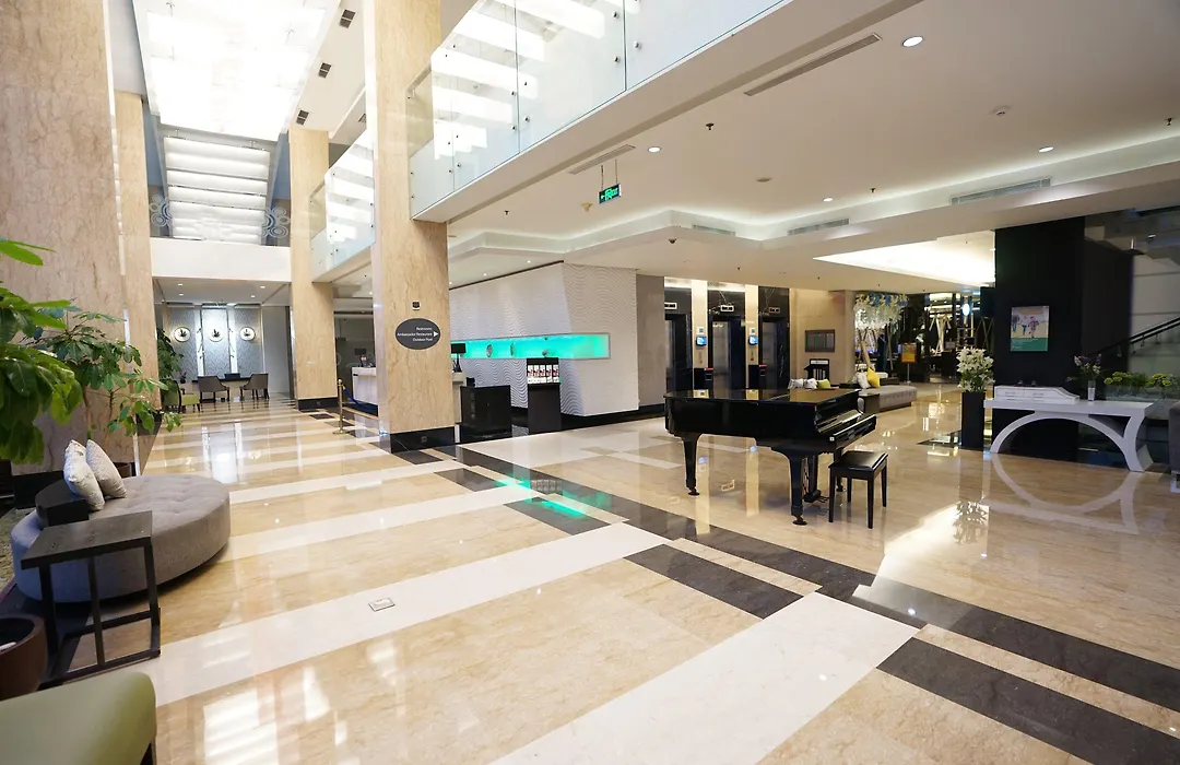Holiday Inn Bandung Pasteur, an IHG Hotel-1
