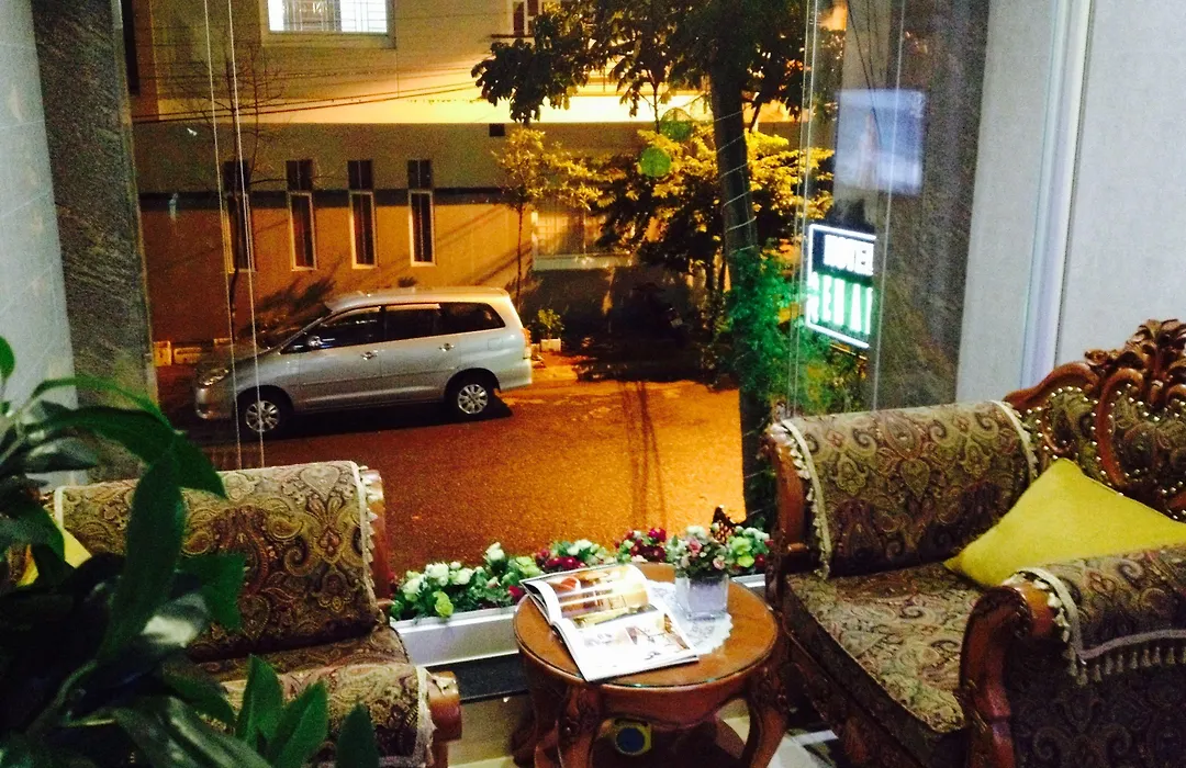 Queen Garden Hotel & Apartment-1