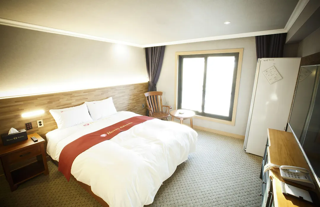 Ariana Hotel-1