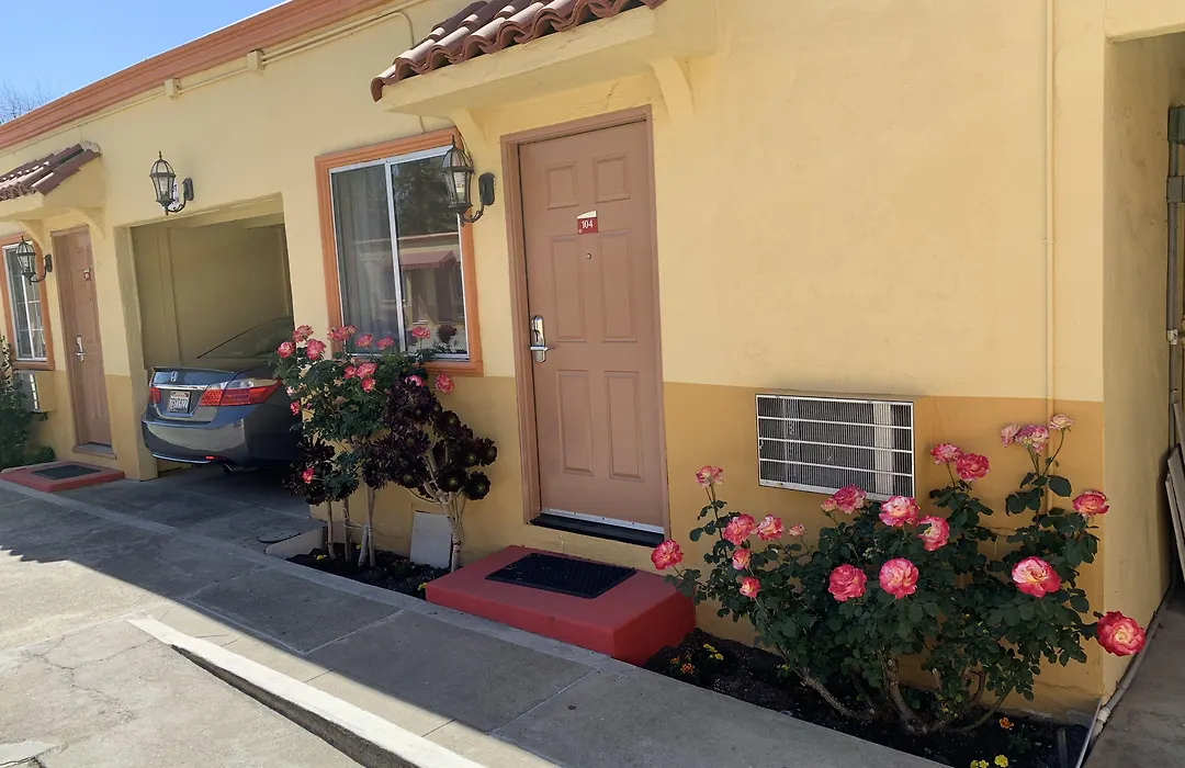 Budget Motel-1
