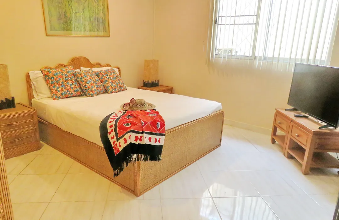 Butterfly Garden Boutique Residences Apts And Villas, A Lifestyle Destination Ex Lg 1-3 Bedroom Units , Full Kitchen, 2 Full Bathrooms, Rain Shower, Spa Bath, Free Bbq, Free Fast Fiber Optic Wifi, Staff 24-7-1
