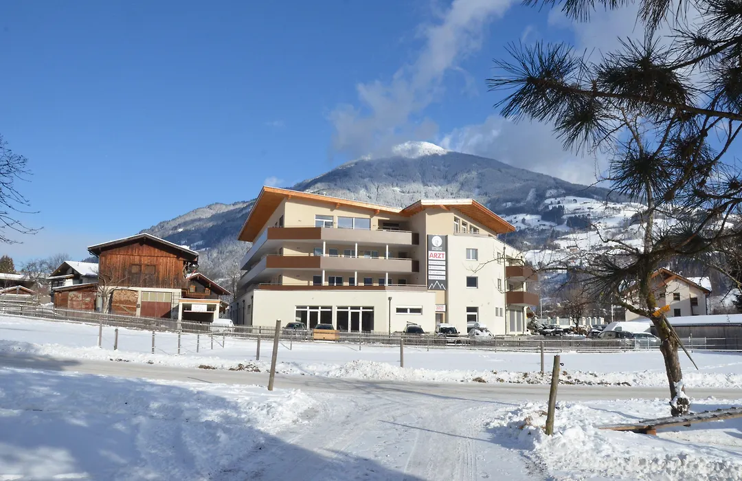 Aparthotel Alptirol-1