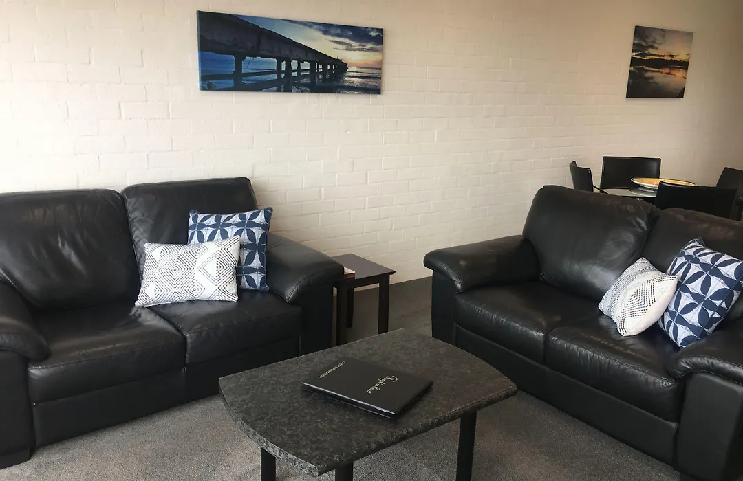 Crown Apartments-1