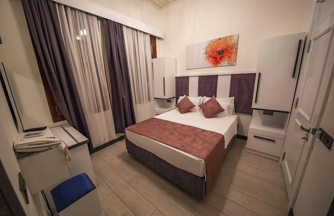 Mia Hotel-1