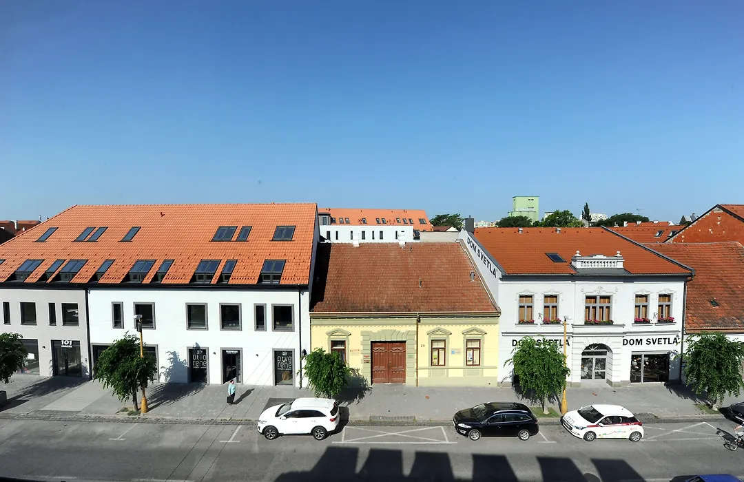 Hotel Maxplaza-1