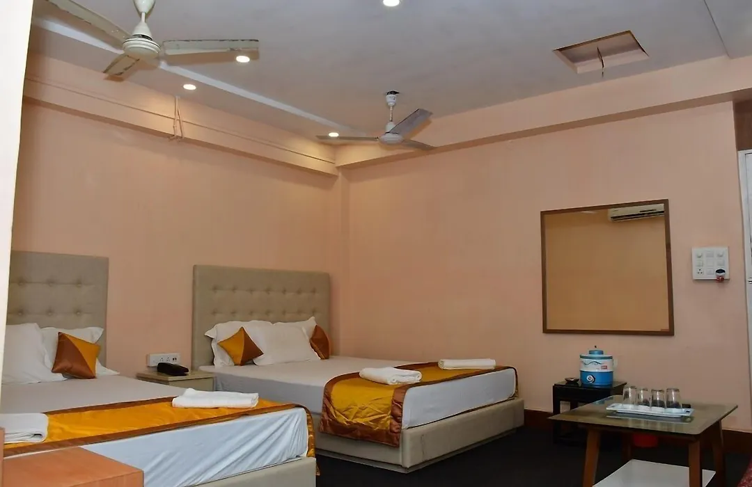 Hotel Dolphin-1